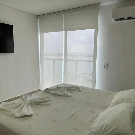 Apartamento - Hermoso En Bocagrande Con Vista A La Bahia Cartagena